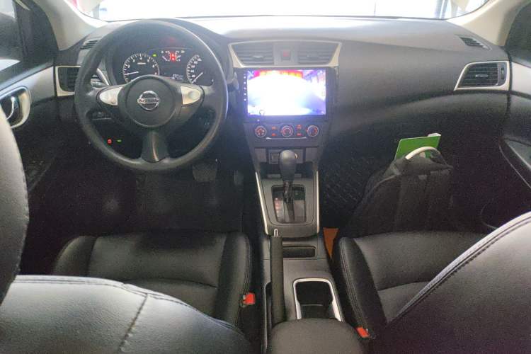 Used Nissan Sylphy 2024 Classic 1.6XE CVT Comfort Edition Center Console