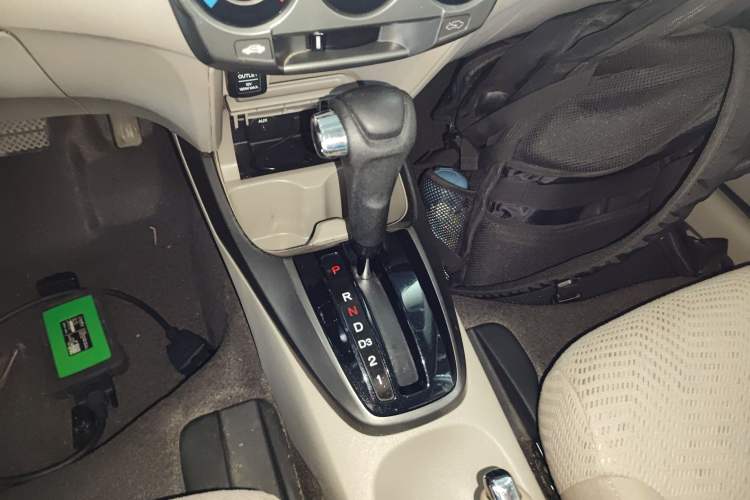 Used Honda City Classic 2012 1.5L Automatic Elite Edition Gear Lever