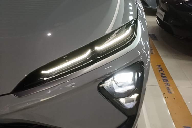 Used Nio ES6 2020 420 km Sport Edition Left Front Headlight