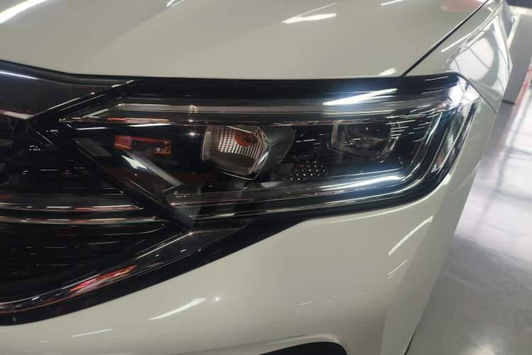 Used Volkswagen Sagitar 2026 Model 30 Million Units Selected 300TSI DSG Surpassing Edition