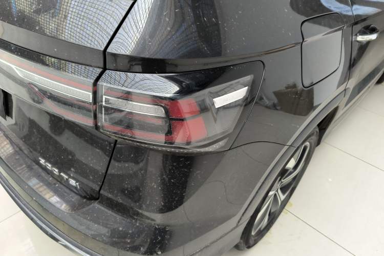 Used Volkswagen Tharu 2023 300TSI Two-Wheel-Drive Full Moon Edition Exterior 3