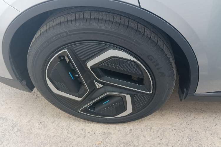 Used Deepal L07 2025 530 Ultra DeepBlue Intelligent Driving AD PRO Pure-Electric Version
