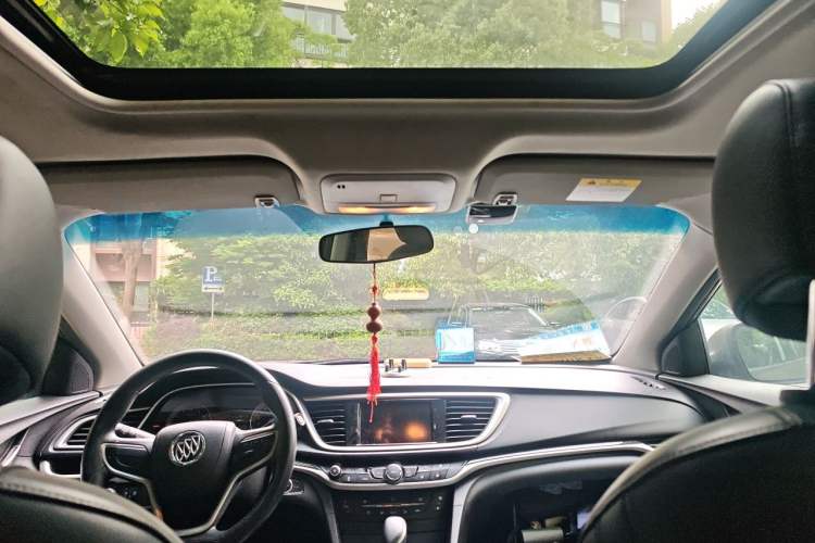 Used Buick GT 2015 15N Automatic Deluxe Edition Headliner