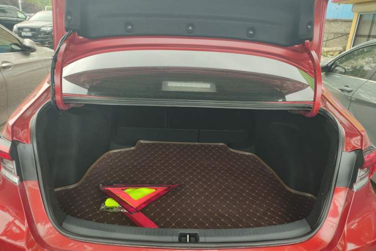 Used Toyota Corolla 2021 1.2T S-CVT Luxury Edition Trunk