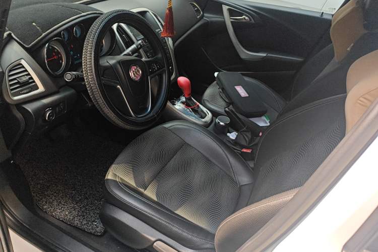 Used Buick GT 2013 XT 1.6L Automatic Fashion Edition