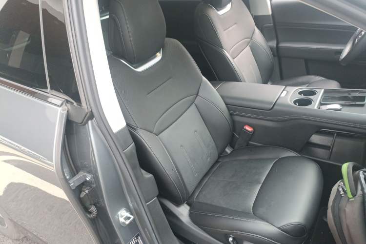 Used XPeng G6 2023 755 Ultra-Long Range Pro Right Front Seat