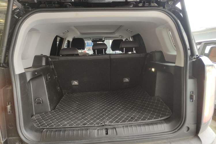 Used BAIC Off-Road BJ30 2024 1.5T Magic Electric Drive Standard Edition Trunk