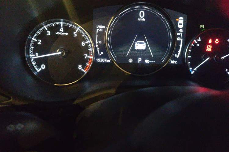 Used Mazda 3 Axela 2023 2.0L Automatic ZhiZhen Edition
