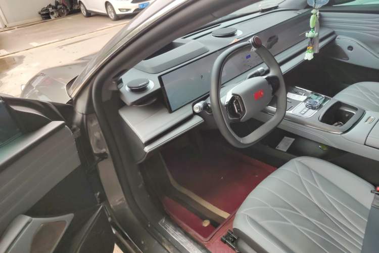 Used Geely Galaxy E8 2025 575 km Exploration Intelligent Driving Edition
