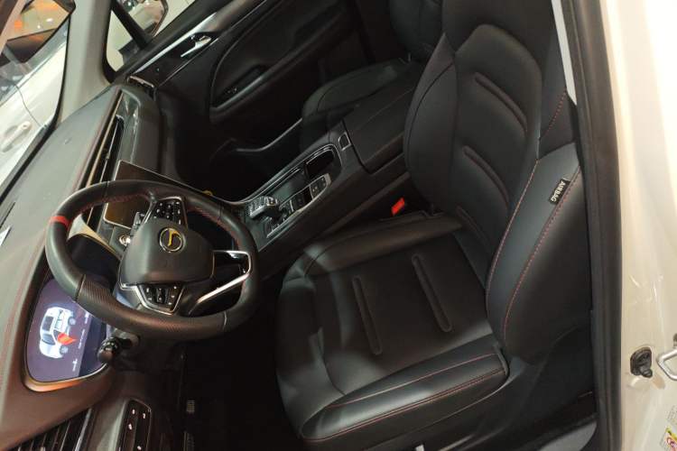 Used GAC Trumpchi GS4 PLUS 2022 270T Automatic Galaxy Edition Left Front Seat