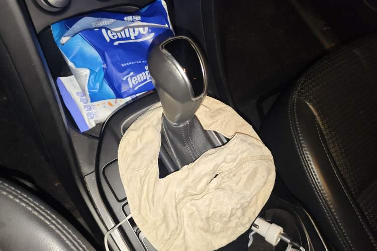 Used Hyundai Santa Fe 2013 2.4L Automatic Two-Wheel Drive Smart Version
