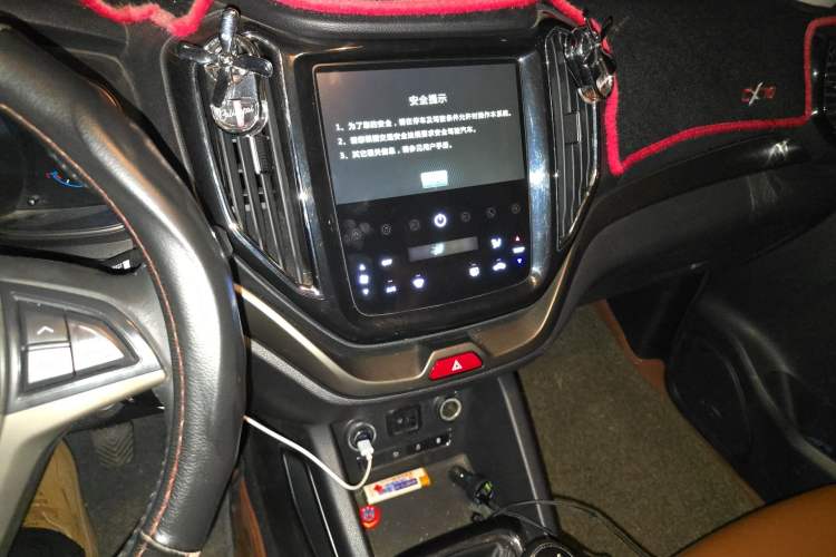 Used CHANGAN OSHAN CX70 2016 1.6L Manual Luxury Model