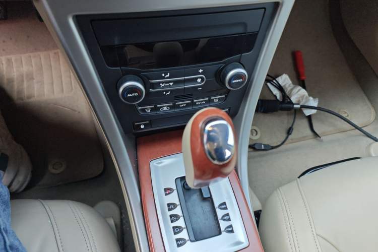 Used Roewe 550 2012 550D 1.8T Automatic Prestige Edition
