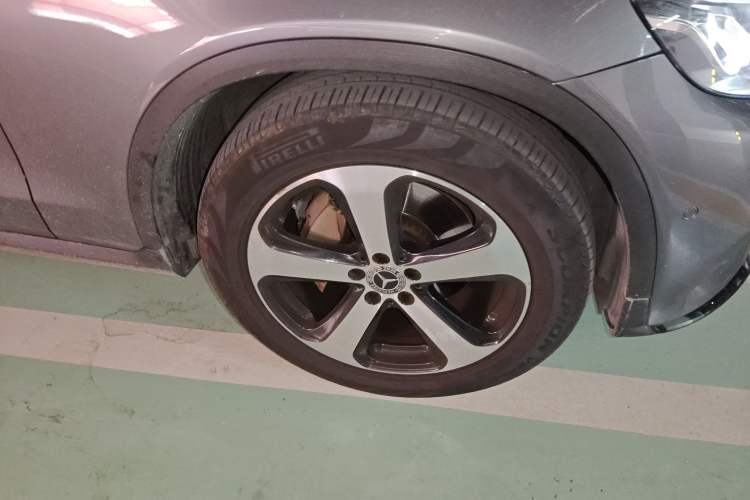 Used Mercedes-Benz GLC Coupe 2019 GLC 200 4MATIC Coupe SUV Right Front Wheel Hub