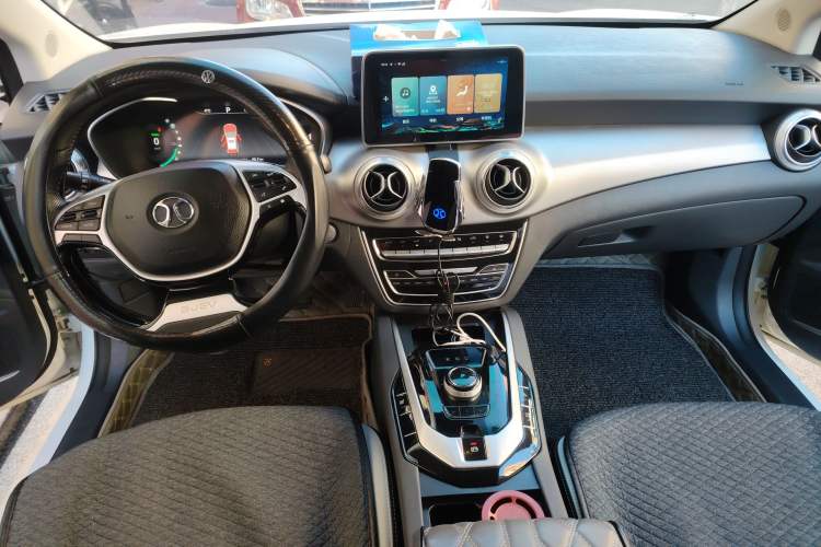 Used BAIC Beijing EU5 2018 R550 Smart Trend Edition
