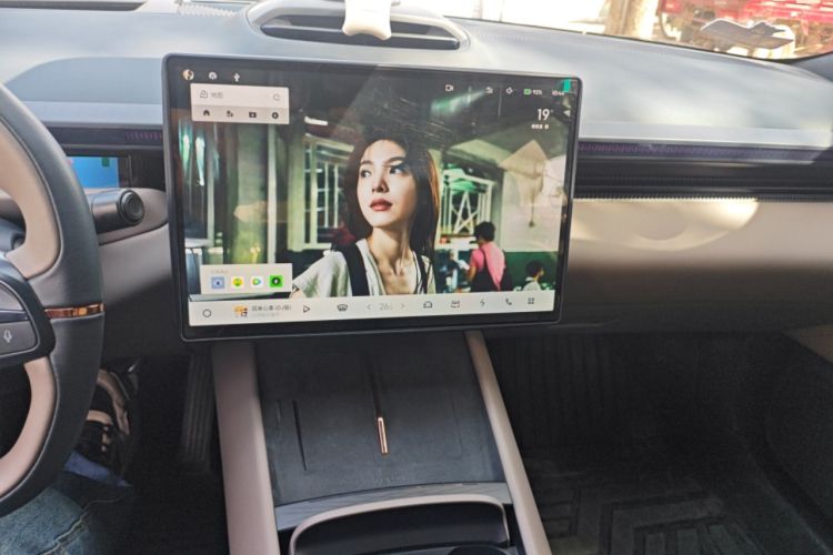 Used Lynk & Co Z10 2025 95 kWh 766 km Range Rear-Wheel Drive Max