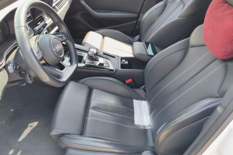 Used Audi A4L 2023 40 TFSI Luxury Dynamic Model Left Front Seat