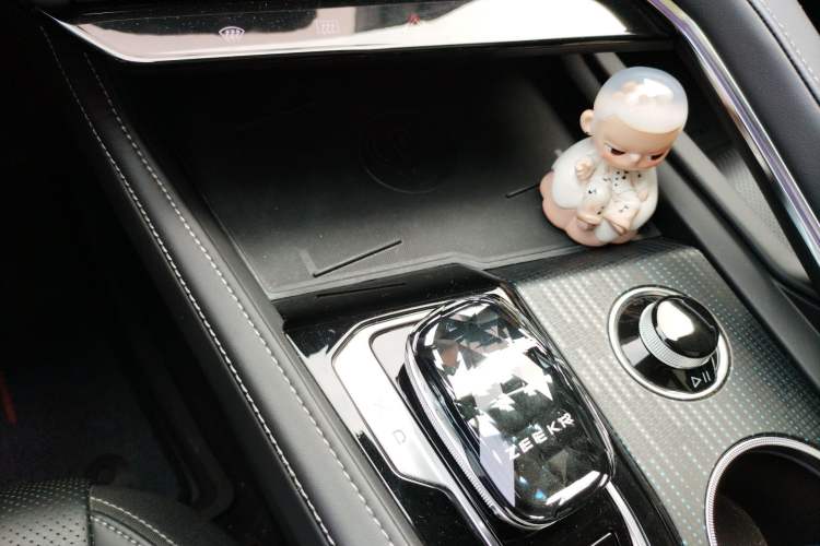 Used Zeekr 001 2022 Ultra-Long Range Single-Motor WE Version Gear Lever