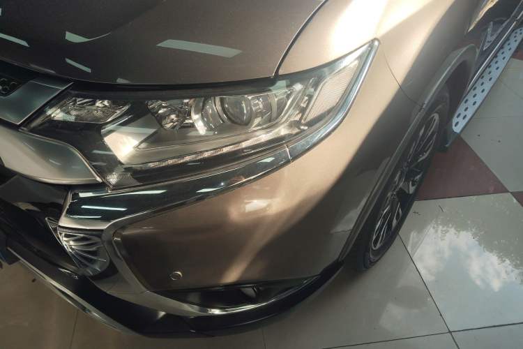 Used Mitsubishi Outlander 2019 2.0L Two-Wheel Drive Comfort Edition 7-Seater China VI Standard