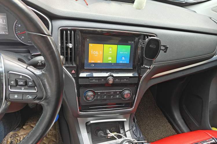 Used Roewe RX5 2018 20T Two-Wheel Drive Manual Flagship Edition
