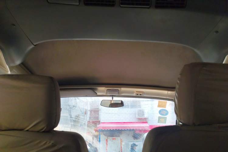 Used BAIC Weiwang 306 2011 1.3L base model 7 seats Headliner