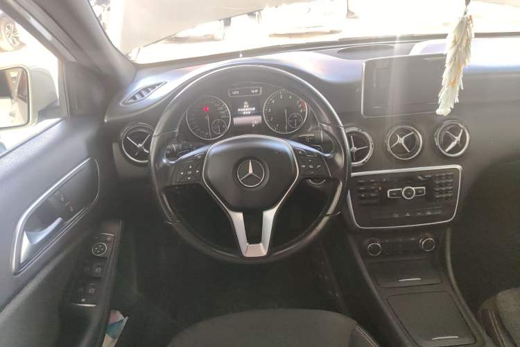 Used Mercedes-Benz A-Class 2013 A 180 Fashion Model Steering Wheel
