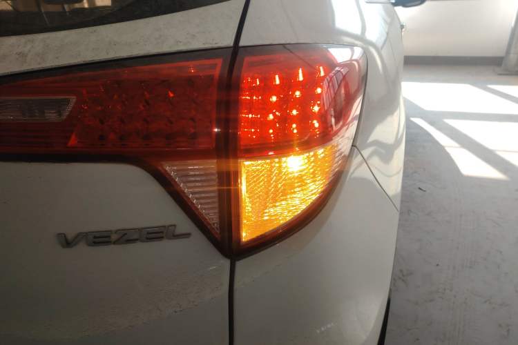 Used Honda Vezel 2015 1.5L CVT two-wheel drive Comfort trim