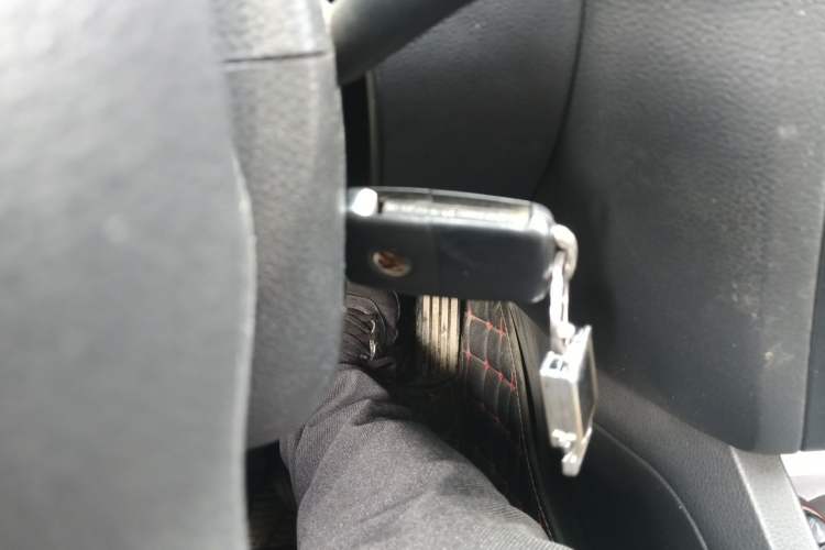 Used Volkswagen Sagitar 2012 1.6L Manual Comfort Model Vehicle Key