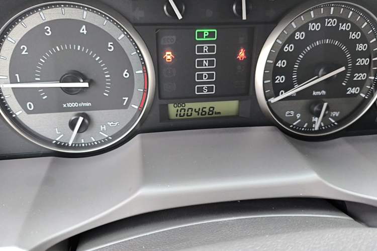 Used Toyota Land Cruiser  Odometer Close Up