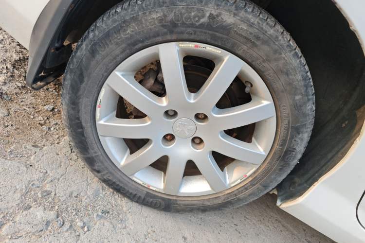 Used Peugeot 308 2014 Enjoy Edition Classic 1.6L Manual Fashion Model
