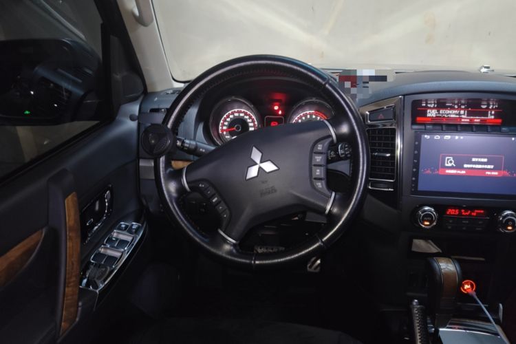 Used Mitsubishi Pajero 2019 3.0L Automatic Standard Edition