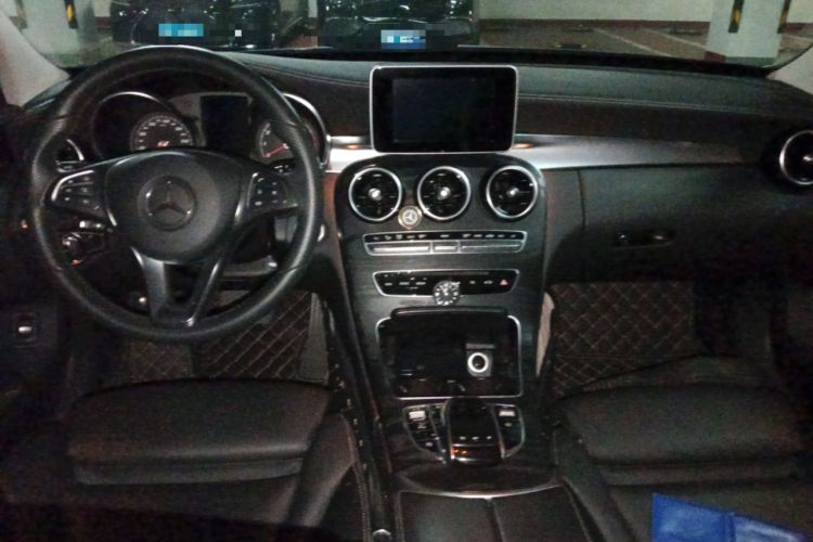 Used Mercedes-Benz C-Class 2016 C 200 L Sport Edition Center Console