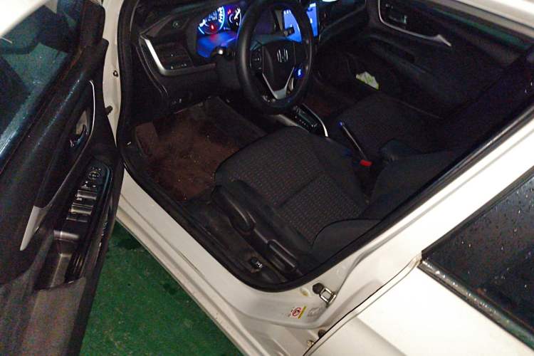 Used Honda Crider 2015 1.8L automatic comfort version Driver Seat