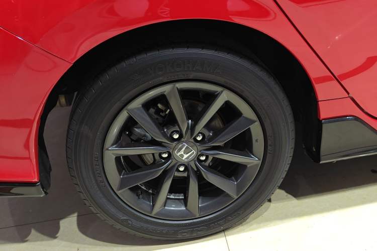 Used Honda Civic 2021 HATCHBACK 220TURBO CVT New Trendsetter
