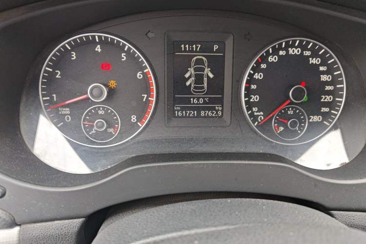 Used Volkswagen Sagitar 2014 Revised Version 1.4TSI Automatic Luxury Edition Odometer Close Up