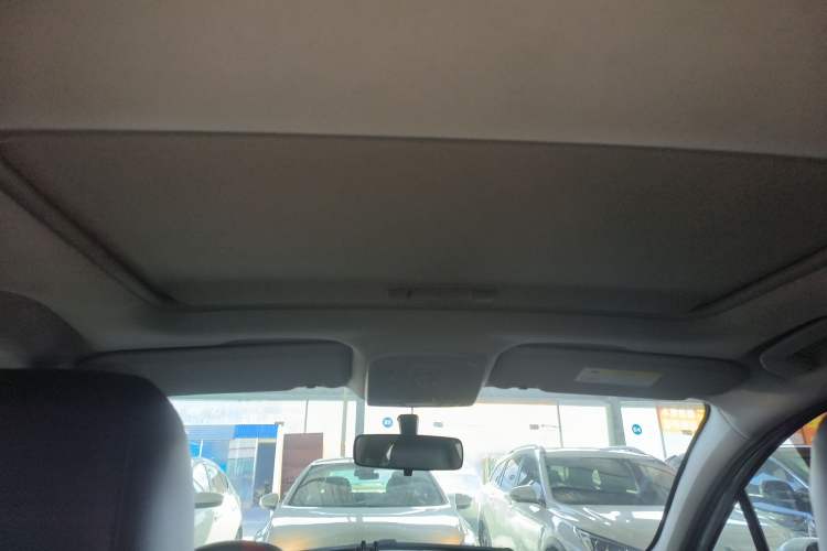 Used Citroen C4L 2015 1.8L Automatic Luxury Edition