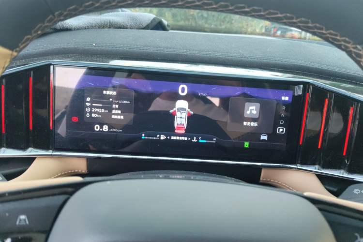 Used Geely Auto FX11 2023 2.0TD DCT Prestige Edition
