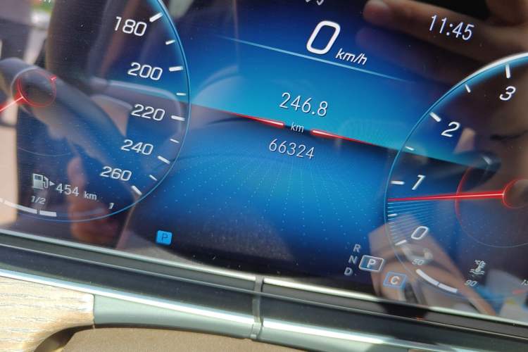 Used Mercedes-Benz E-Class 2022 Second Facelift E 260 L
