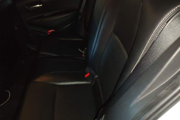 Used Toyota Levin 2022 Dual-Motor 1.8H E-CVT Leading Edition
