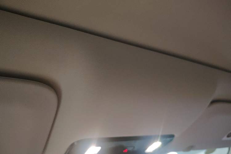 Used Li Auto i8 2025 Model Standard Version Headliner