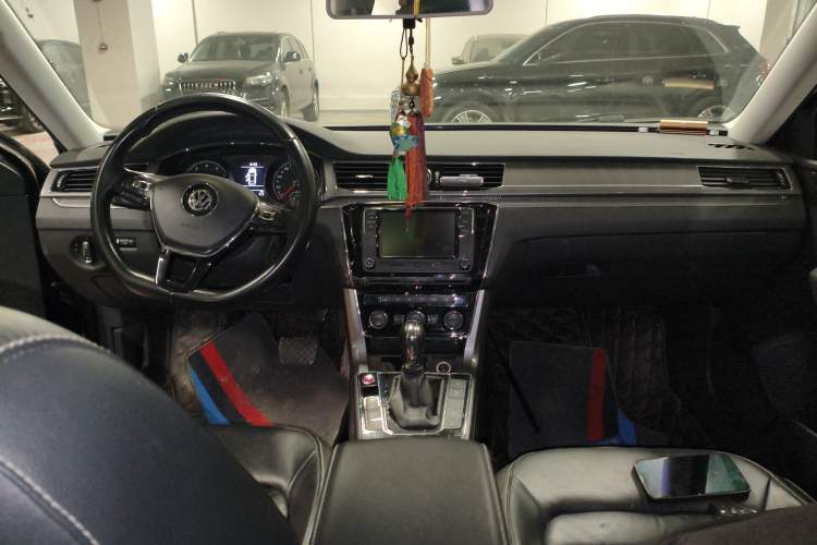 Used Volkswagen Passat 2017 330TSI DSG Luxury Edition
