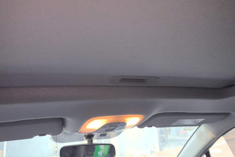 Used AION Trumpchi GE3 2017 310 Smart Edition Headliner