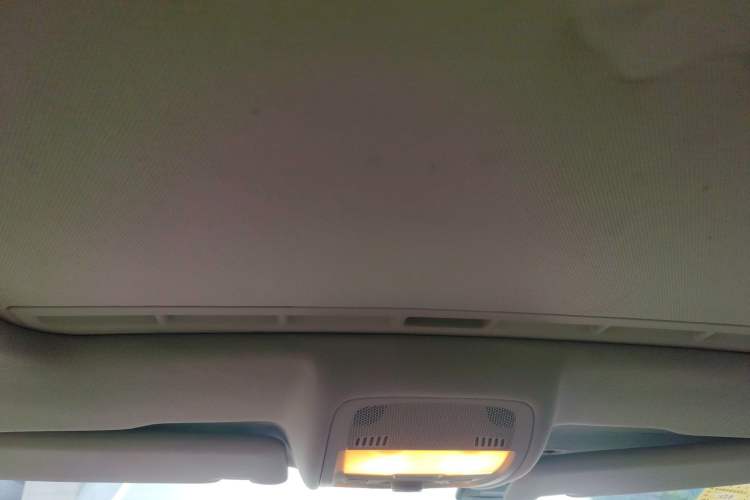 Used Audi A4L 2012 2.0 TFSI automatic standard version