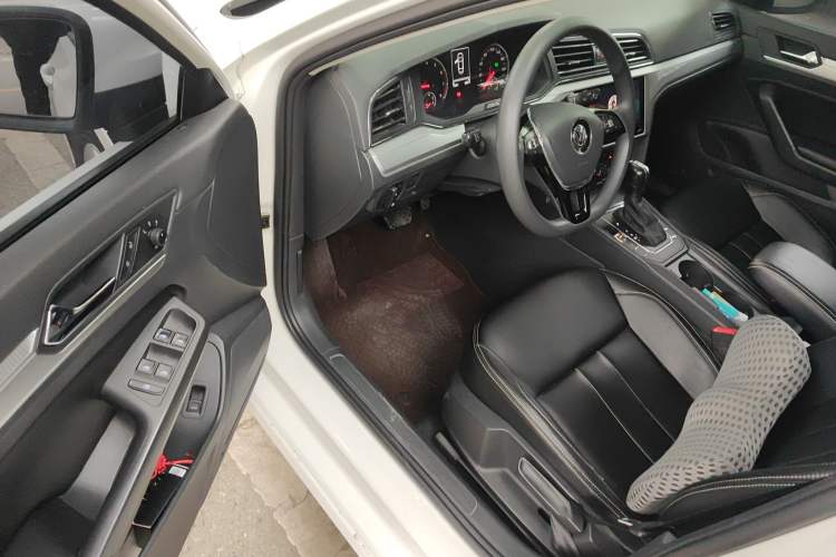 Used Volkswagen Lamando 2021 230TSI DSG Fashion Edition
