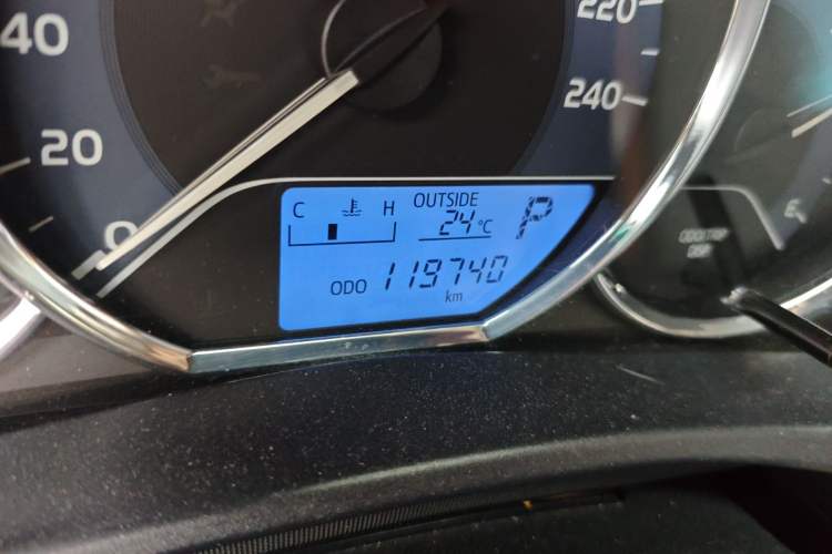 Used Toyota Levin 2017 Revised 185T CVT Elite Edition China V Standard Odometer Close Up