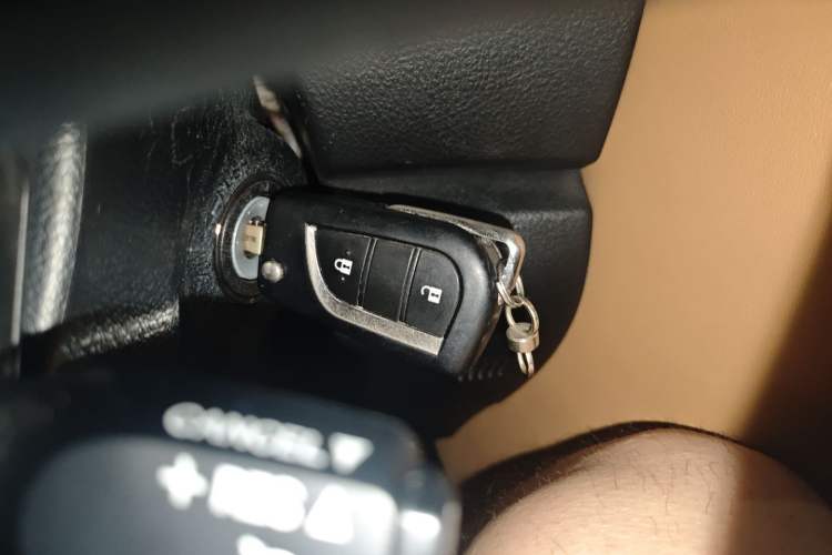 Used Toyota Fortuner 2016 2.7L Middle East Version Interior 1