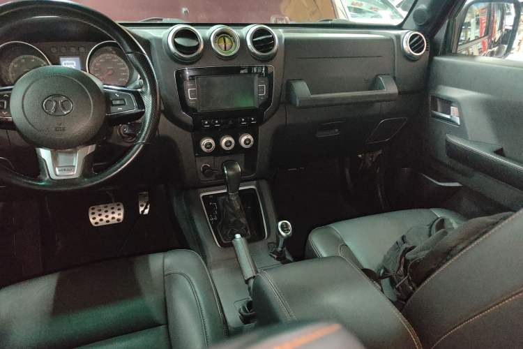 Used BAIC Off-Road BJ40 2016 40L 2.3T Automatic All-Wheel Drive Premium Edition