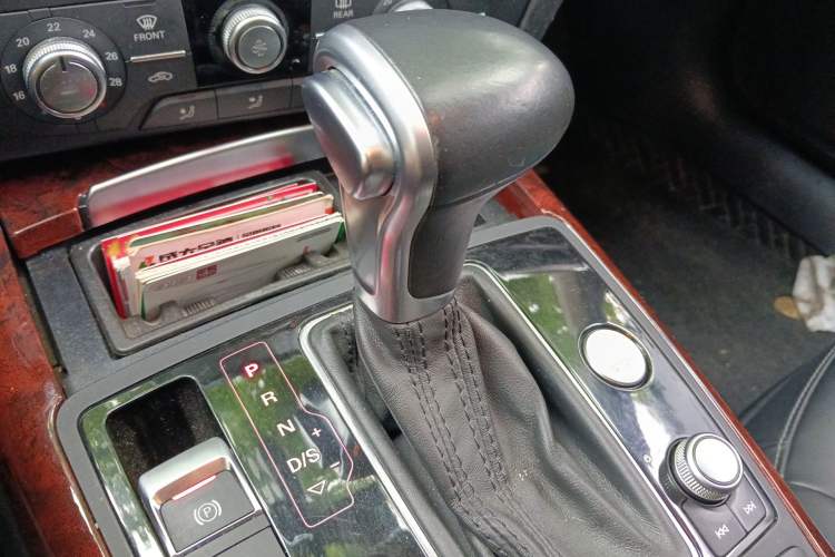 Used Audi A6L 2014 TFSI Standard Model Gear Lever