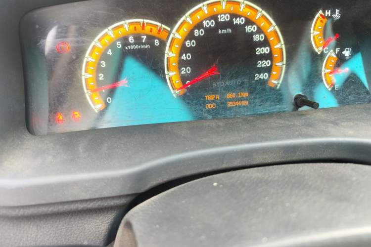 Used BYD F3 2015 Energy-Saving Edition 1.5L Manual Luxury Model