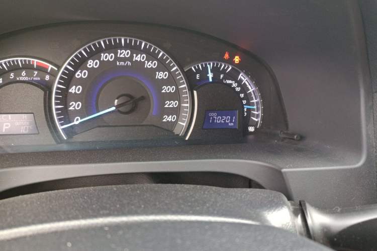 Used Toyota Camry 2015 2.0G Premier Edition
